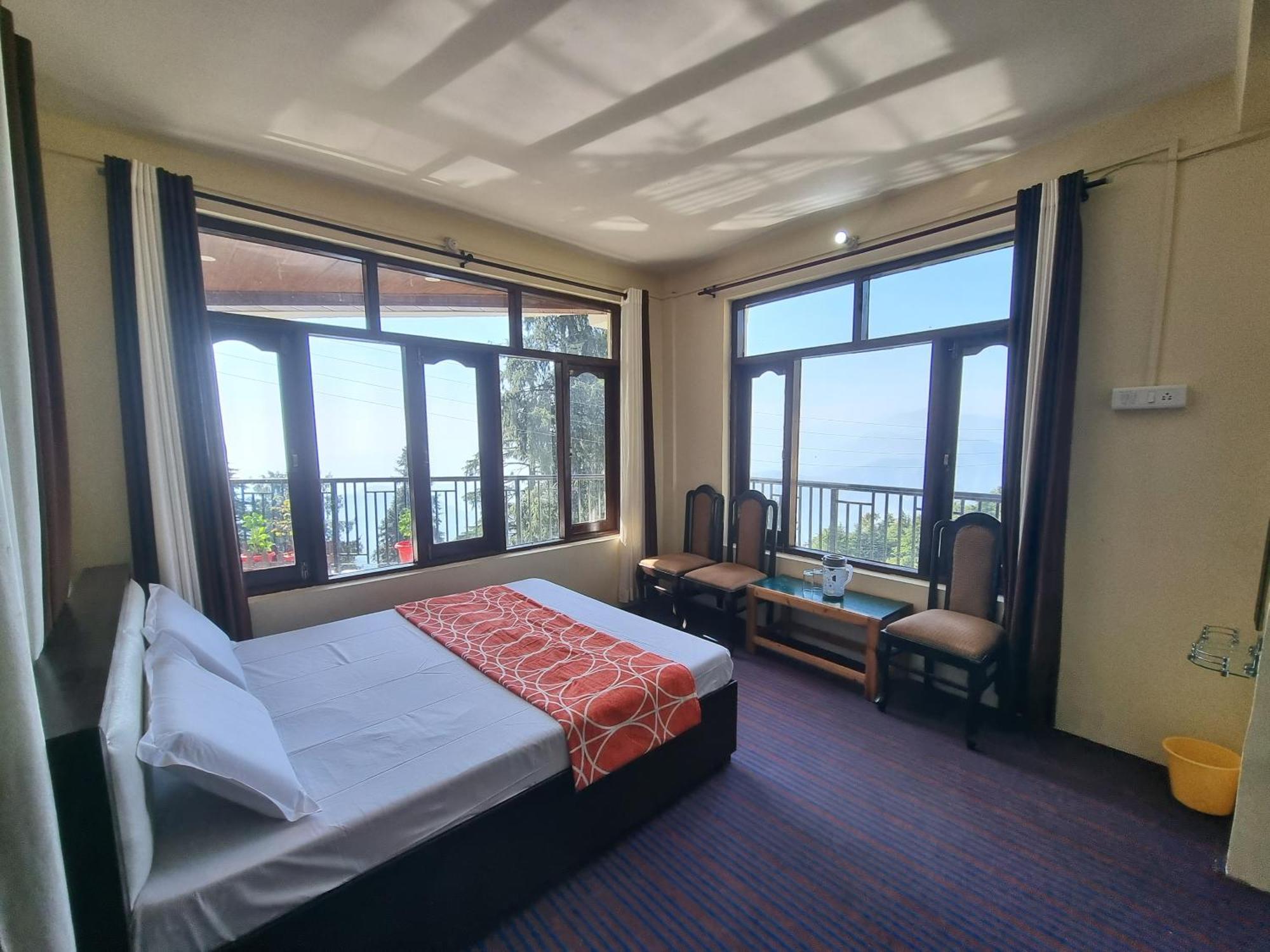 Forest Vibes Kalatop-Rooms And Restaurant Dalhousie Bagian luar foto