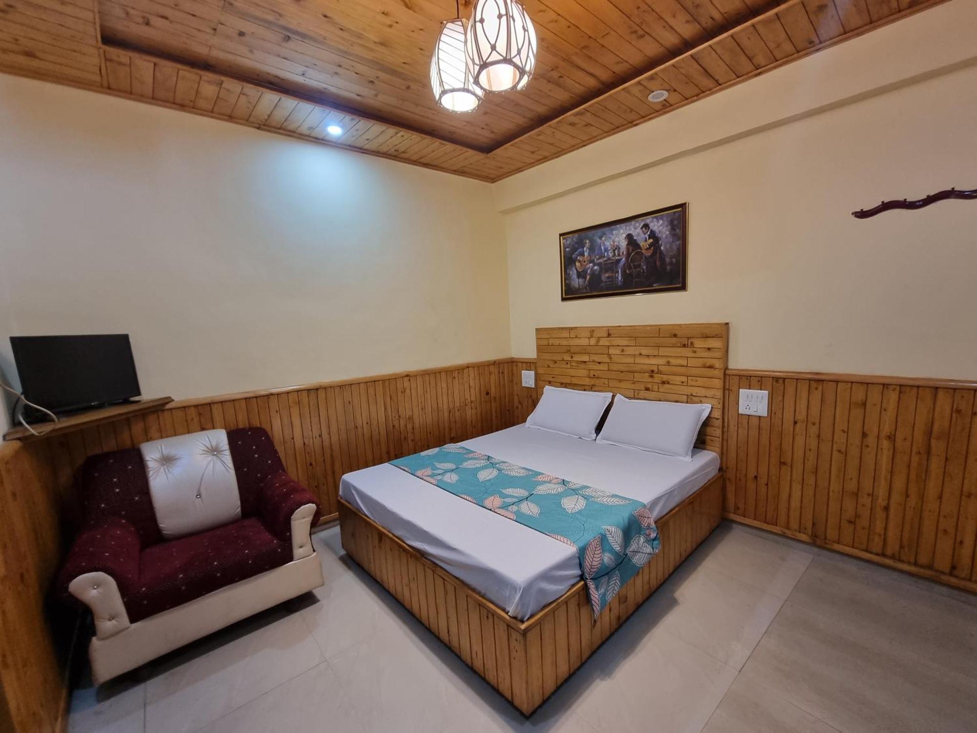 Forest Vibes Kalatop-Rooms And Restaurant Dalhousie Bagian luar foto