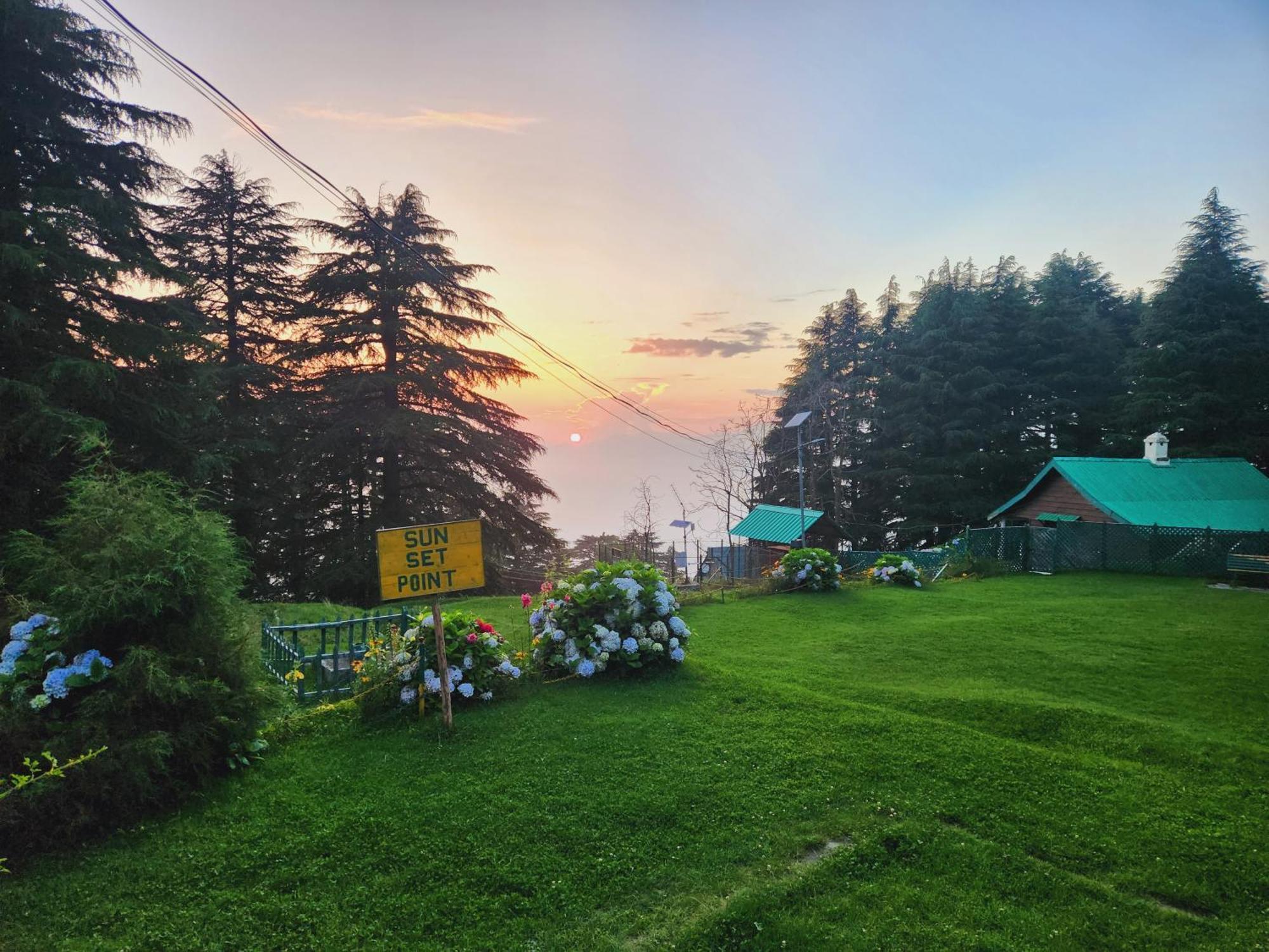 Forest Vibes Kalatop-Rooms And Restaurant Dalhousie Bagian luar foto