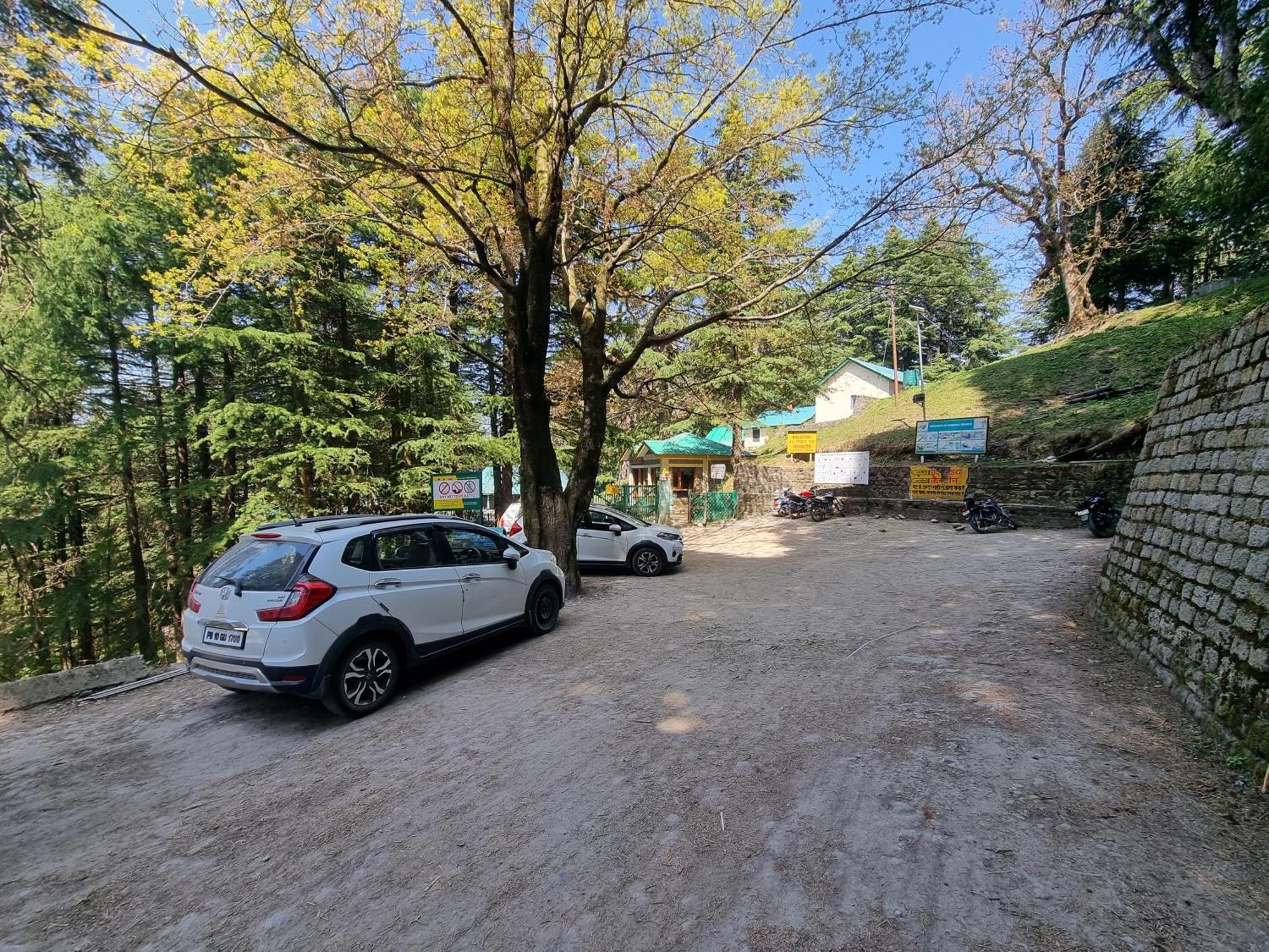 Forest Vibes Kalatop-Rooms And Restaurant Dalhousie Bagian luar foto