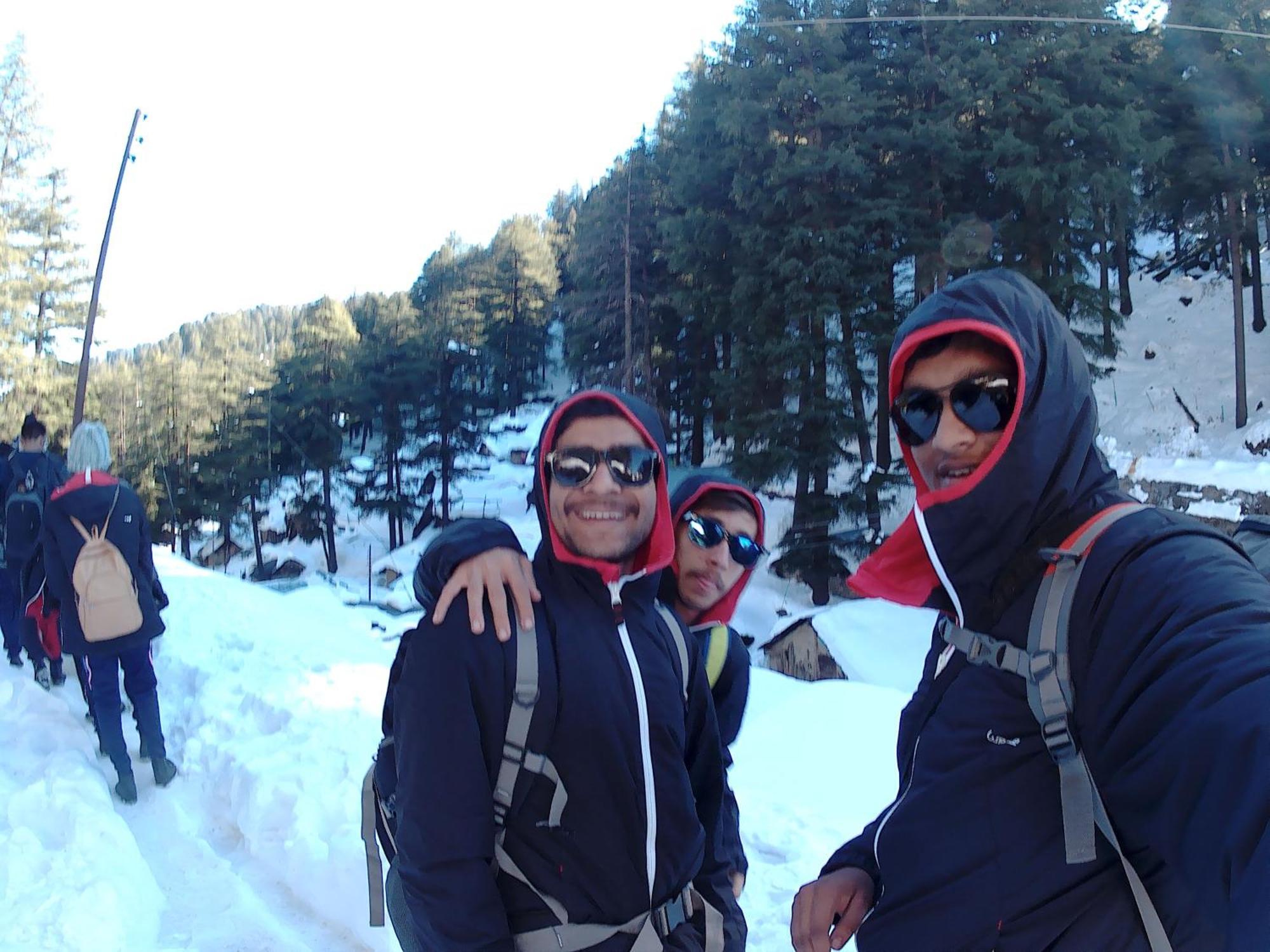 Forest Vibes Kalatop-Rooms And Restaurant Dalhousie Bagian luar foto